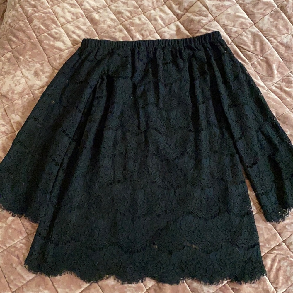 Off the Shoulder lace cocktail dress